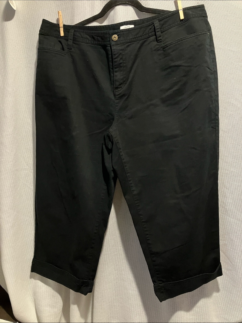 liz & co. Black Capris